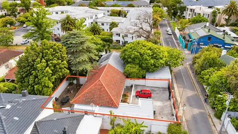 House with Dual Appeal On Auction: 3 Kingsbury Park Road, Rondebosch, Cape Town
