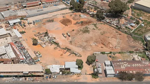 90 Malvern East