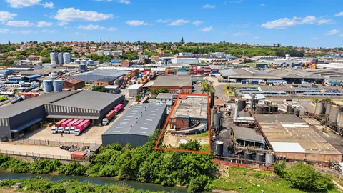 Vacant Industrial Warehouse On Auction: 126 & 128 Teakwood Road, Clairwood, Durban