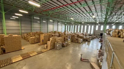 Warehouse in Pomona (1).jpeg