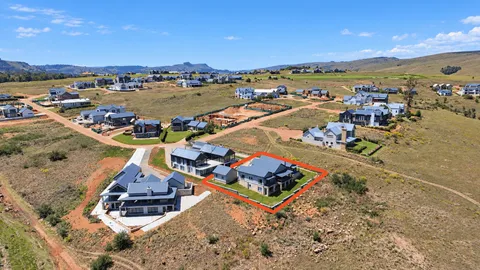 Fully Furnished 5 Bedroom House on Auction: 928 Highland Gate Golf and Trout Estate, Dullstroom 